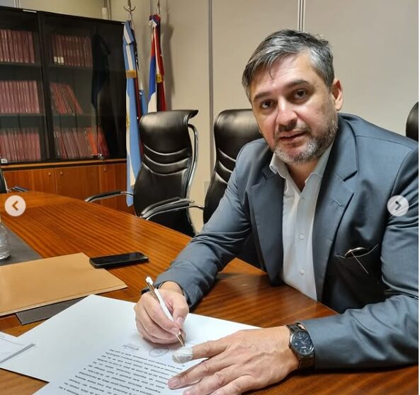 Diputados | “Es necesario un nuevo modelo político en Misiones” sostuvo Javier Mela 3 mela - 2