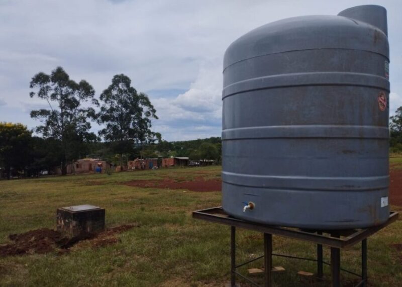 Sin agua a media hora del centro | Vecinos del barrio El Porvenir II reclaman acceso al agua potable en el barrio Agua - 1