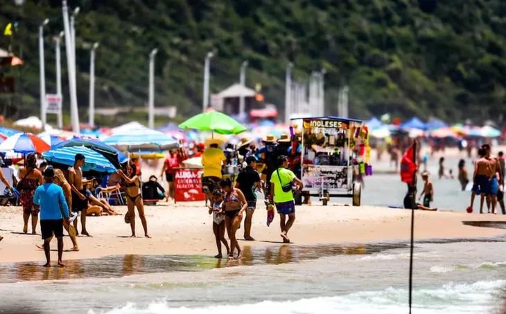 Brasil | Alerta sanitaria en Florianópolis por el aumento de casos de diarrea viral 3 Florianopolis 1 - 2
