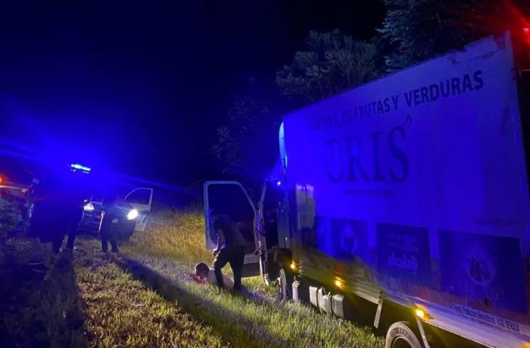San Vicente | Delincuentes interceptaron un camión y robaron un millón de pesos Delincuentes