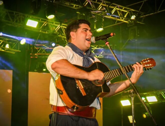 “Avío del Alma” | El gobernador de Corrientes, Gustavo Valdés abrió “las puertas a la nación chamamecera” 11 chamame2 - 10