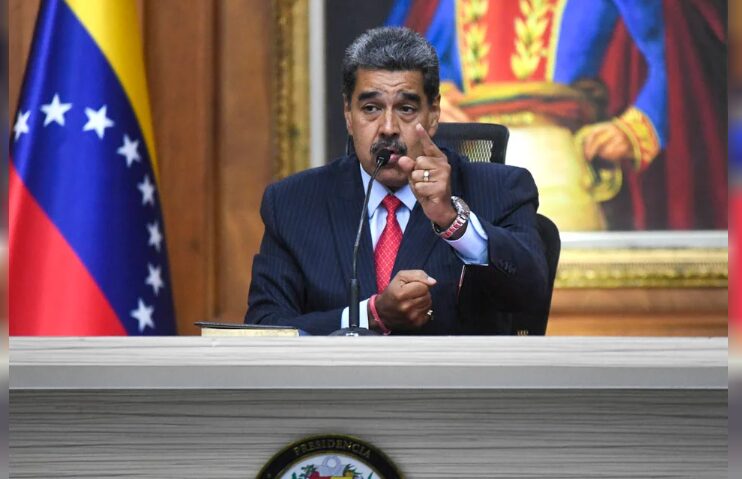 Venezuela libera a 71 presos políticos en Navidad bajo creciente presión internacional Familiares celebraron la liberación de presos políticos en Navidad, pero advirtieron que cientos de personas continúan detenidas por motivos políticos en Venezuela.