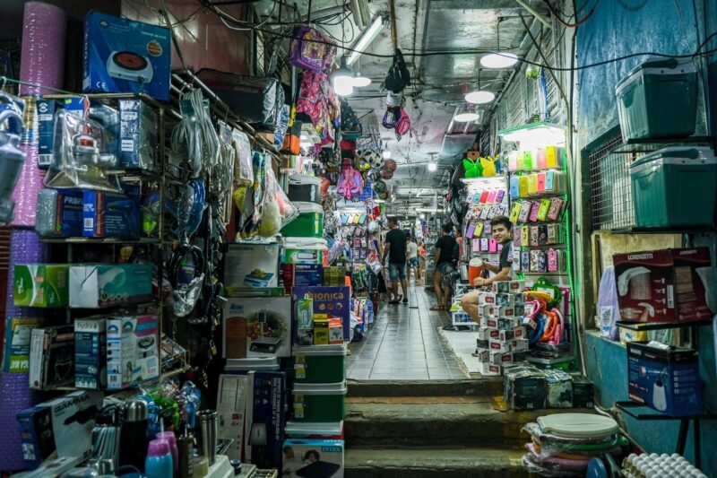 69° aniversario de la Placita: “Este año hay que pensar antes de hacer grandes compras” 4 placita 1 - 3