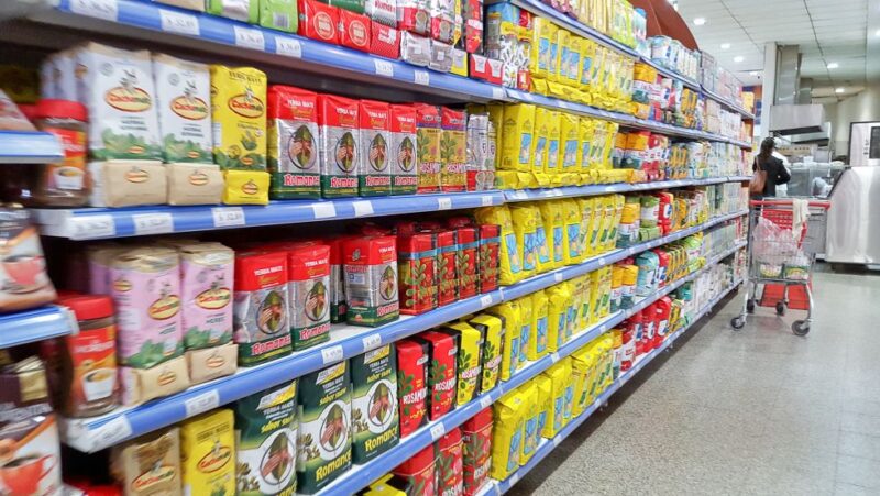 La venta de yerba mate cayó 25 millones de kilos en 2024 en el mercado interno, a niveles del 2016 yerba - 8