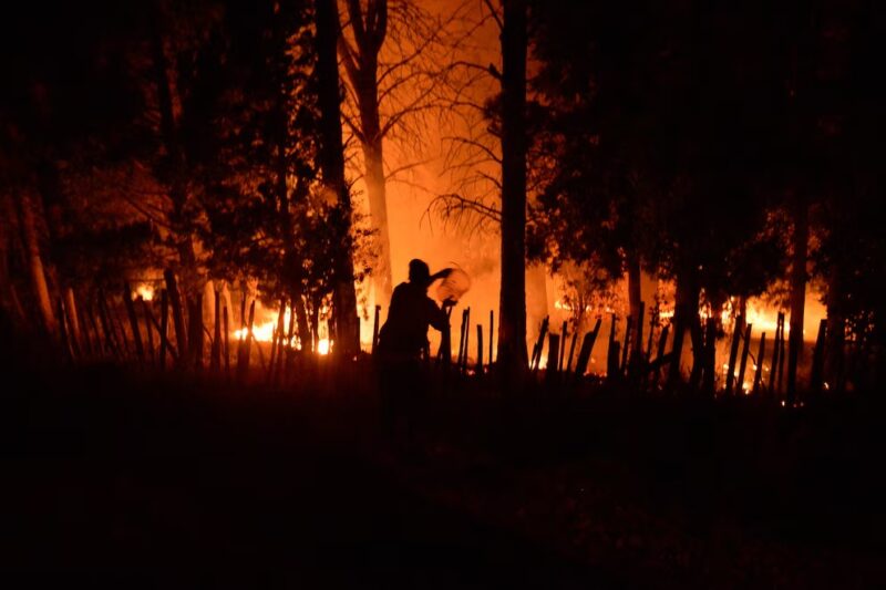 Incendios en la Patagonia | “La situación es desgarradora”, dijo el presidente del comité de Bomberos de El Bolsón incendio