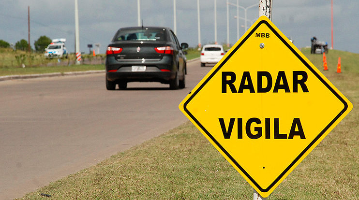 Más recaudacion | Misiones minó las rutas 12, 14 y 101 de radares y fotomultas 3 radar e1487603591821 - 2