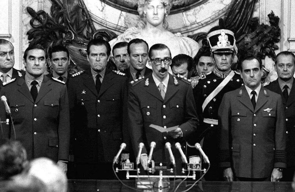 Fuerzas armadas 1976 - 3