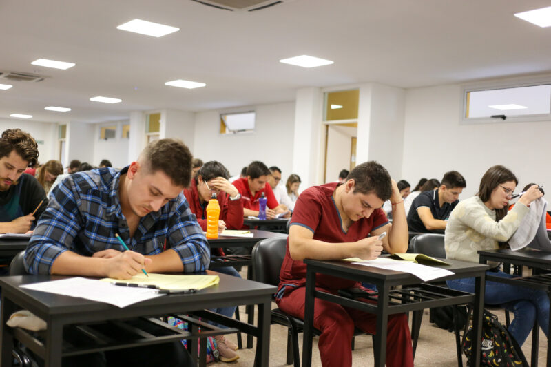 Salud Pública Misiones: Abren inscripciones para Residencias 2025 4 Residencia 2 - 3