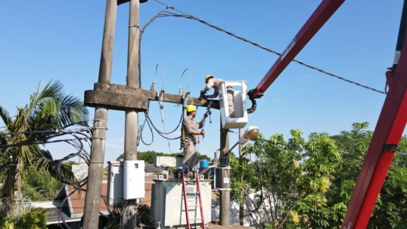 TRABAJOS EN BARRIO TERRAZAS DE POSADAS 2 EMSA 813x458 1 - 5