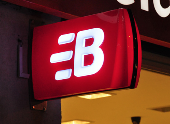 Los bancos aumentan el costo de retiro de efectivo en cajeros automáticos 3 banelco 1 - 2