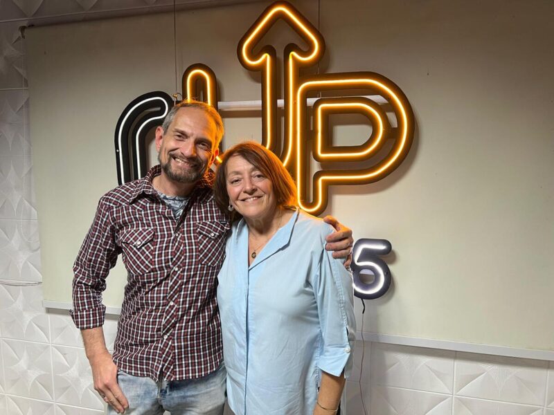 Función de teatro en la Sala Mandové recaudó $410 mil para Santino claudia y Leo - 1