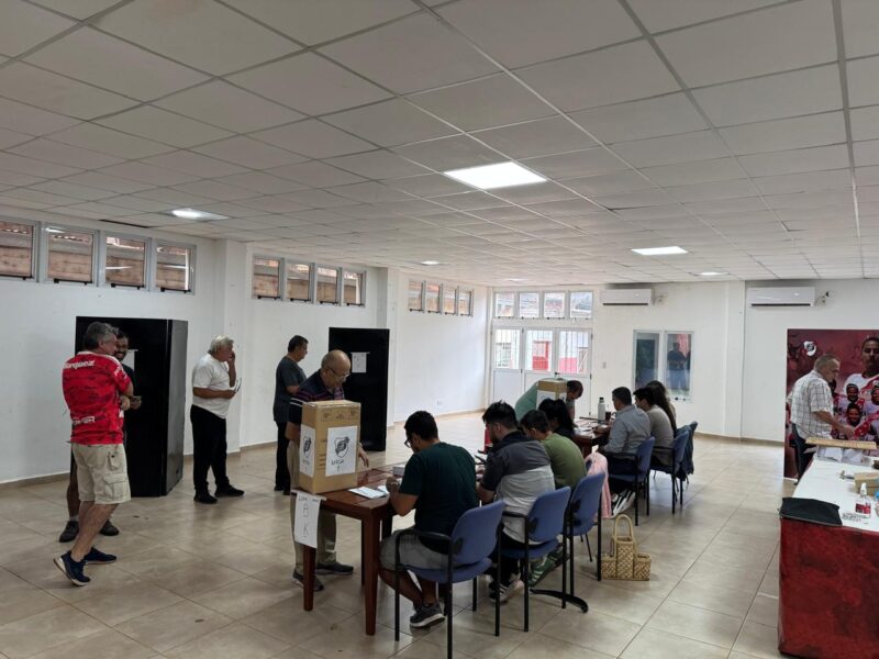 Elecciones en Guaraní: Se desarrolla con normalidad y pasado el mediodía votó el 27% del padrón 12 fce743ab 918c 4df2 8b74 3e0572eec095 - 11