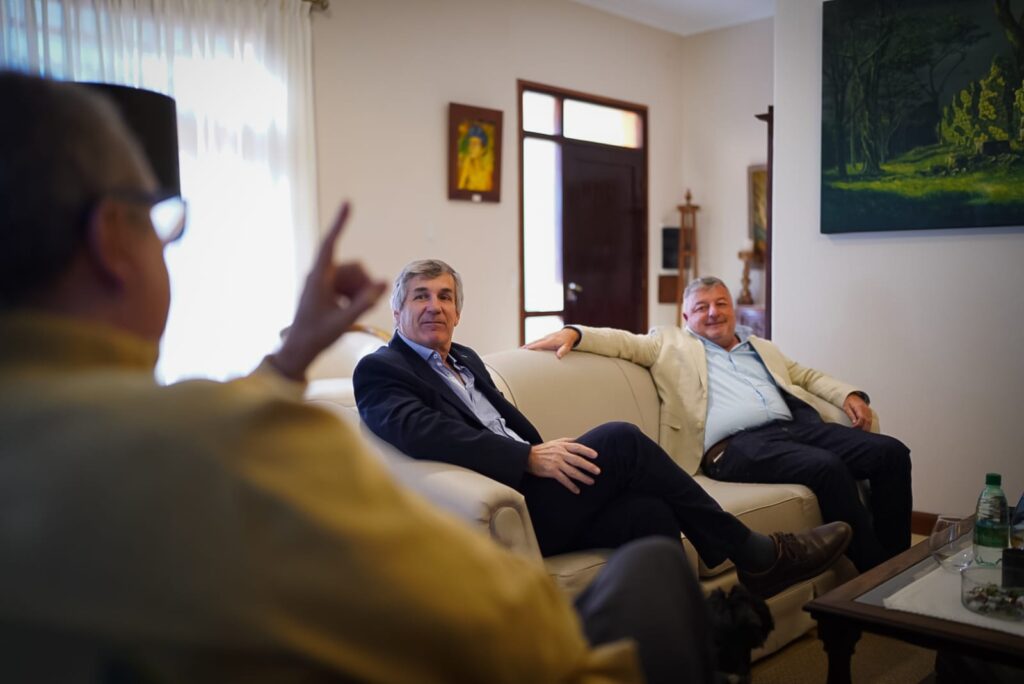 Passalacqua intimó a la EBY a entregar los predios que quiere desalojar en El Brete 2 EBY Misiones