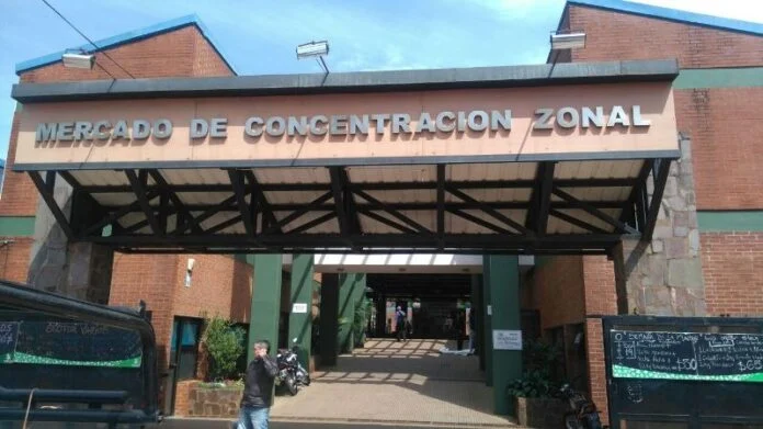 Investigación por abuso sexual: cerraron el vivero del Mercado Concentrador donde trabajaba el sospechoso Aprehendieron en Posadas a un hombre de 57 años investigado por presunto abuso sexual reiterado contra un adolescente de 13 años. Intervino la Policía de Misiones y la Justicia.