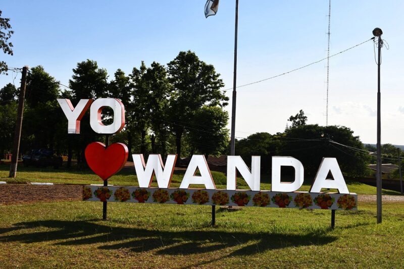 Wanda: detienen a tres hombres por disturbios en la vía pública 2 Wanda: tres hombres fueron detenidos en estado de ebriedad