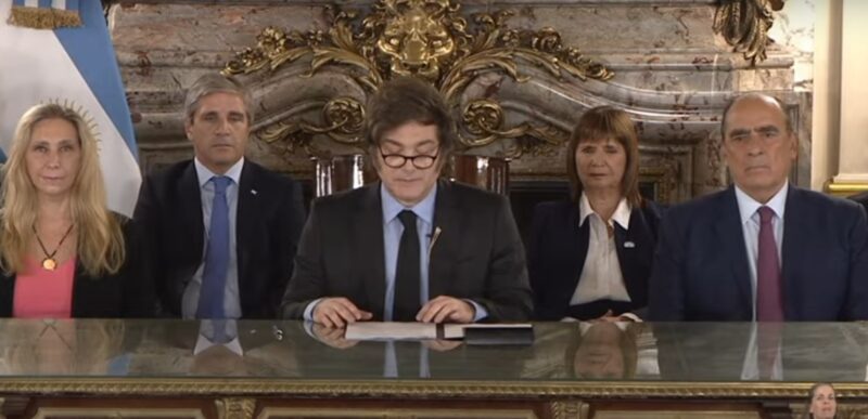 cadena milei1 - 2