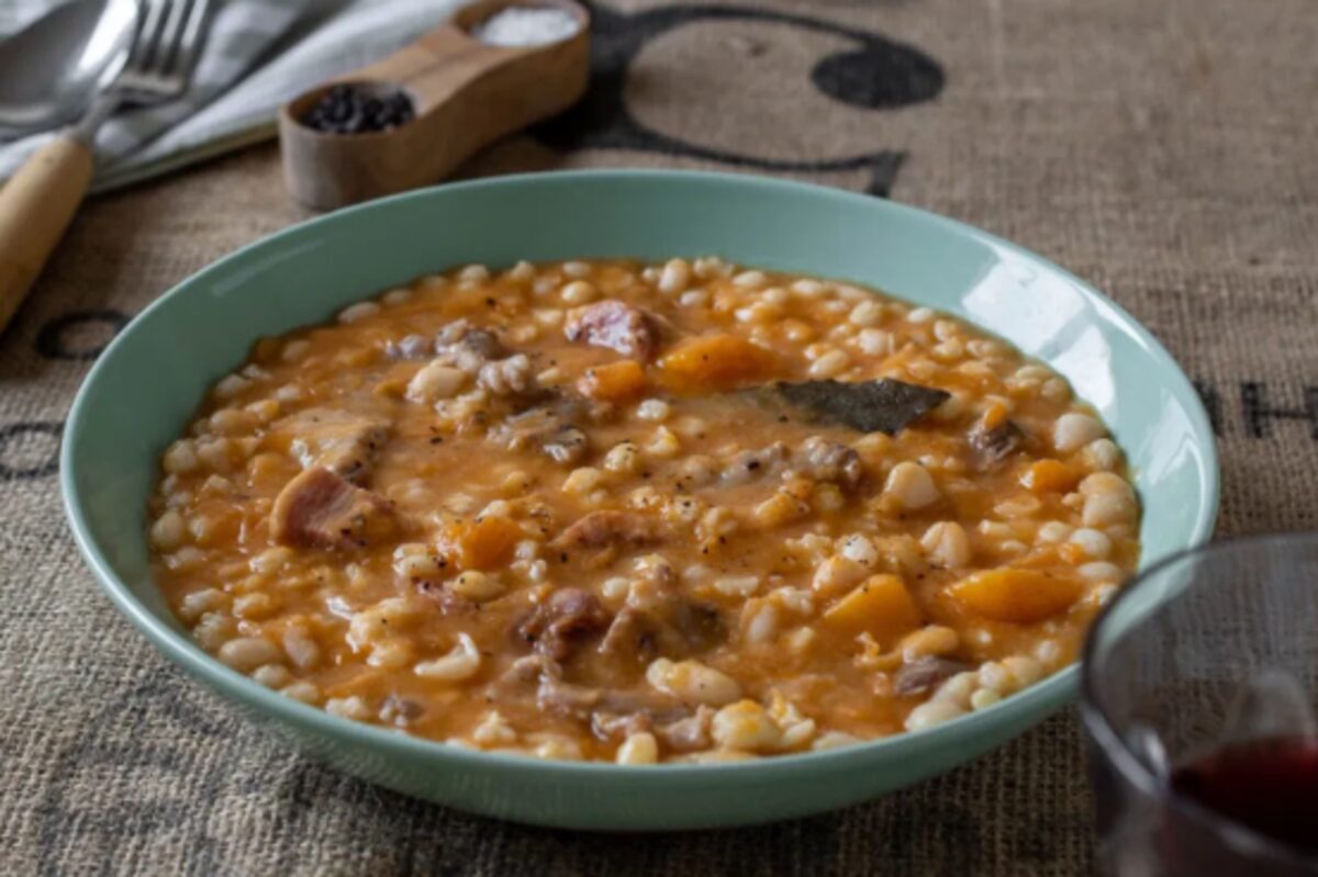 Locro del 1° de mayo en Posadas: repunte de último momento en carnicerías 5 locroo 1 - 4
