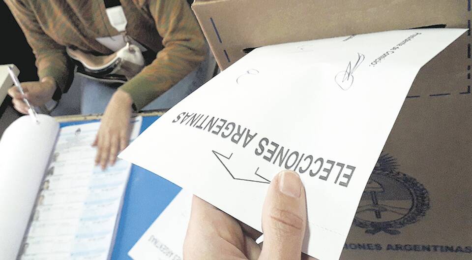 El STJ de Misiones declaró inconstitucional la prohibición de votar a las fuerzas de seguridad 5 La resolución del STJ Misiones terminó con una disputa entre el Tribunal Electoral y partidos de la oposición por el no voto de fuerzas de seguridad