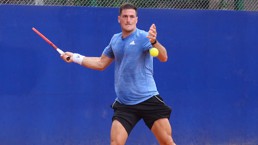 Tenis