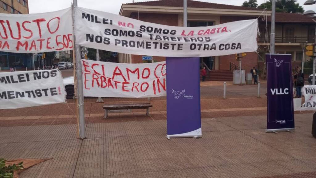 carteles obera LLA yerbateros - 7