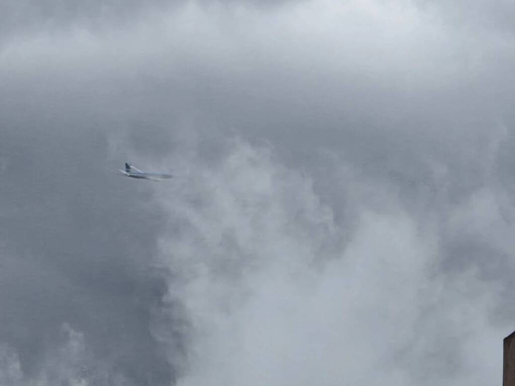 Alerta naranja y amarilla por tormentas para Misiones y Corrientes este miércoles 18 de junio 3 Las condiciones climáticas previstas en el alerta incluyen actividad eléctrica, ráfagas, ocasional caída de granizo y precipitaciones abundantes en cortos períodos de tiempo.