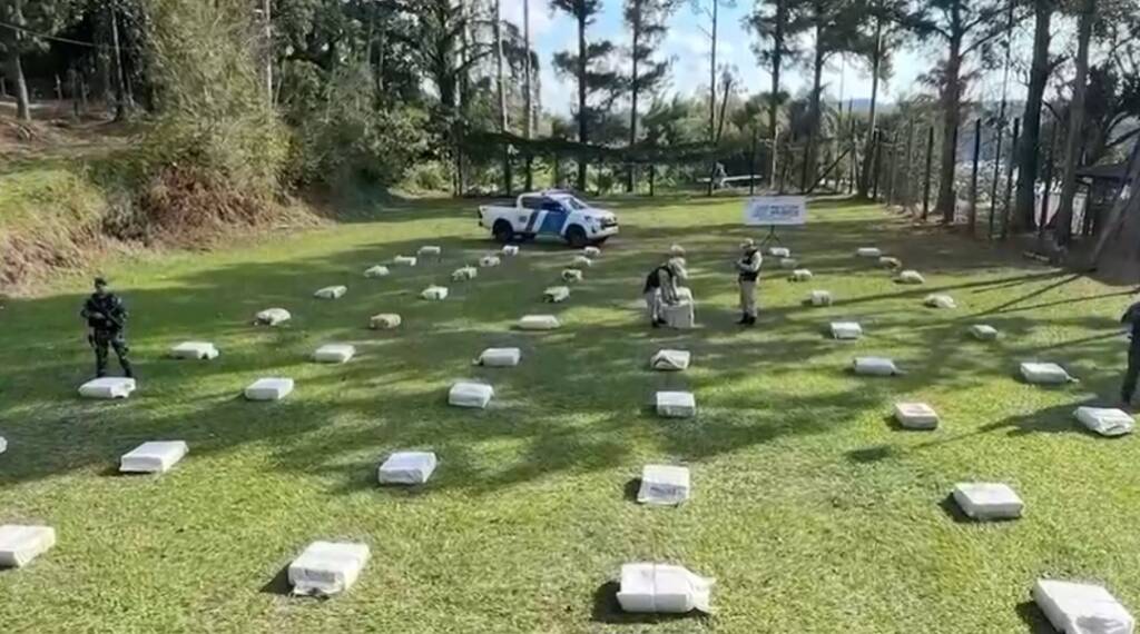 Prefectura Naval decomisó 1.780 kilos de droga en Misiones droga prefectura - 2