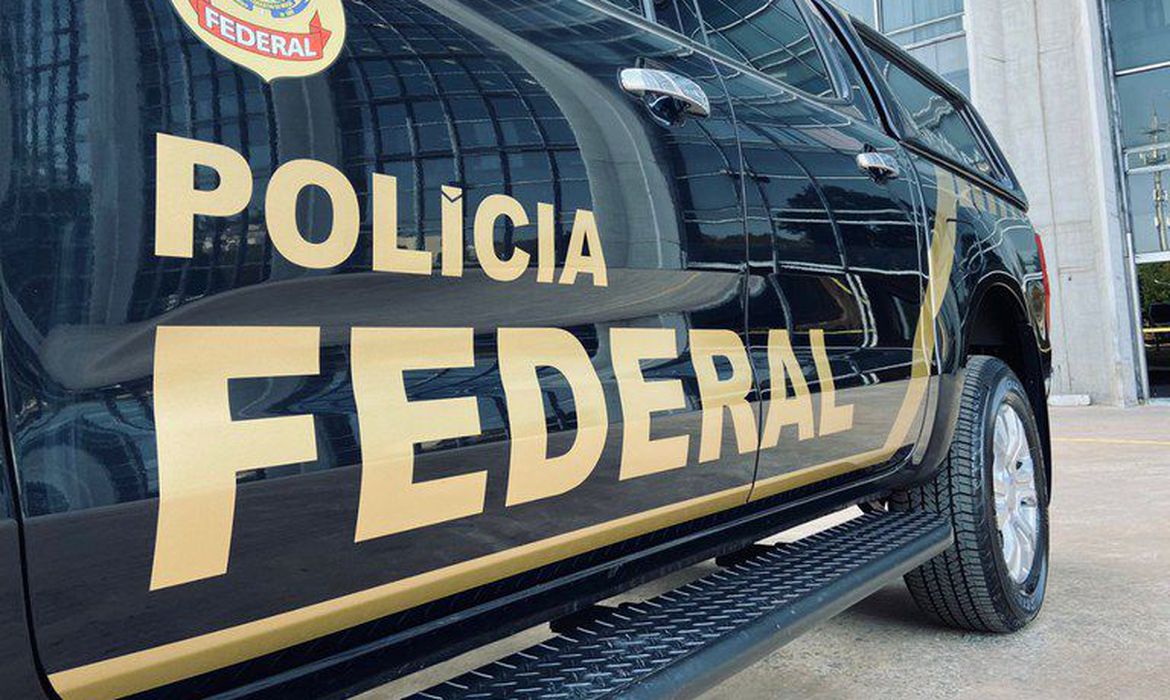 Brasil: Jair Bolsonaro deberá cumplir arresto domiciliario con tobillera electrónica 2 Efectivos de las fuerzas federales del Brasil consiguieron detener el ingreso ilegal de los olivos