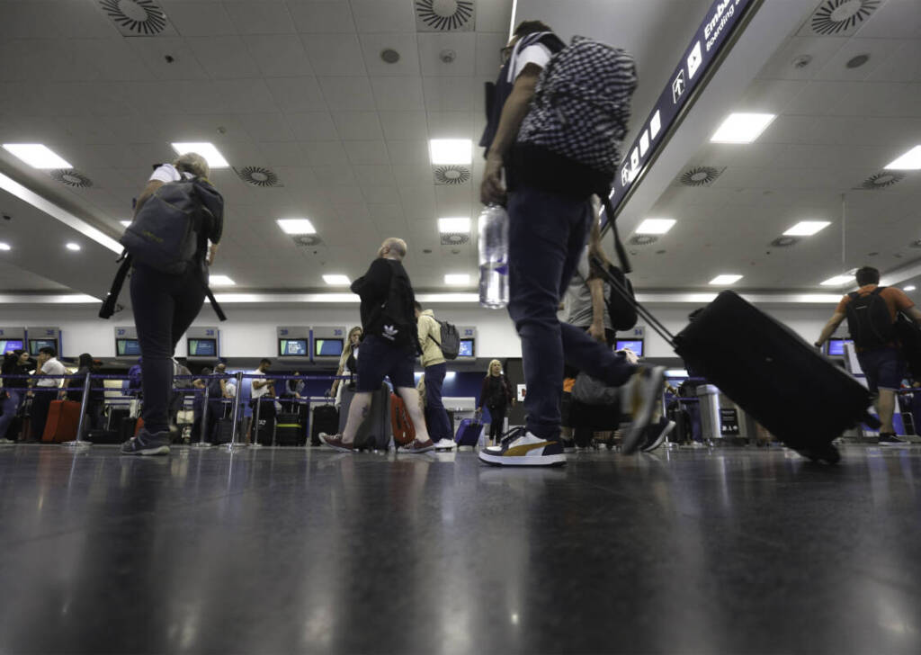 Se suspende el paro de controladores aéreos tras dictarse la conciliación obligatoria 4 aeropuerto vuelos