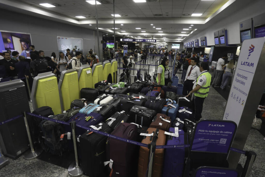 Se suspende el paro de controladores aéreos tras dictarse la conciliación obligatoria 5 AEROPUERTO