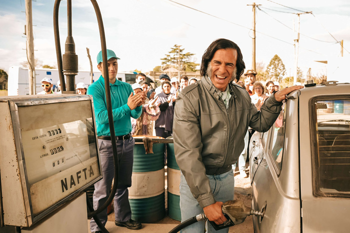 La serie sobre Carlos Menem se estrena el 9 de julio 5 Menem serie en prime video ''Siganme''