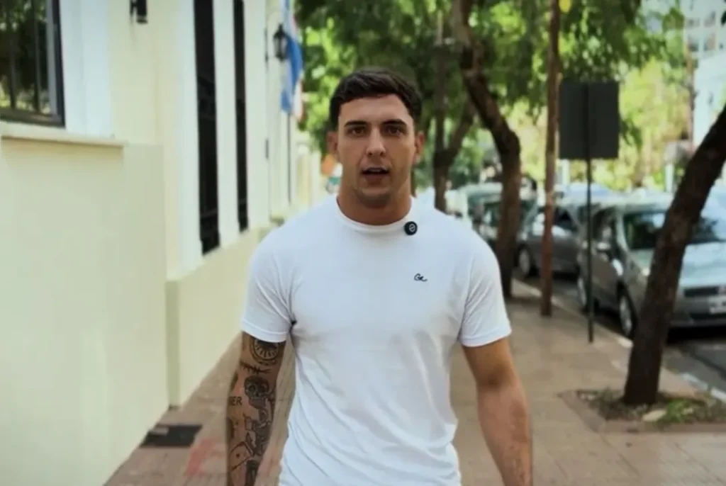 Alejandro Dallmann: “Hartfield y Arjol no son libertarios ni militaron por Milei” 7 Dallmann, candidato liberal a concejal en la renovación propuso "motosierra" en el Concejo Deliberante