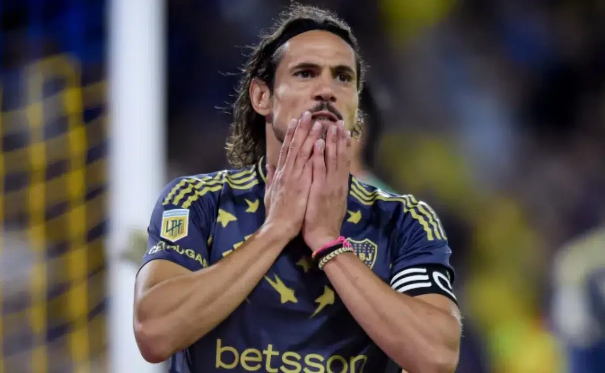 Edinson Cavani rescindió su contrato con Boca Juniors y dejó la institución tras tres temporadas. El delantero uruguayo se marcha luego de un ciclo marcado por goles, lesiones y la falta de títulos.