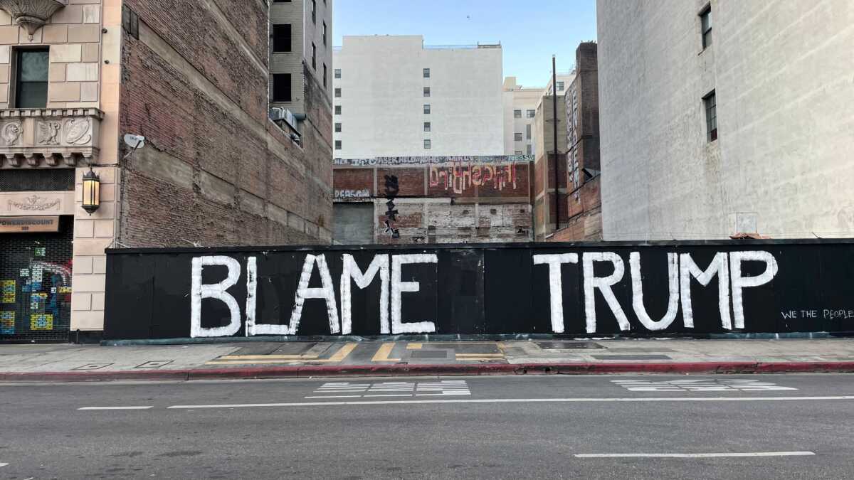 El presidente Donald Trump ordenó el envío de más de 4.000 efectivos de la Guardia Nacional y 700 marines en activo a la zona de Los Ángeles.