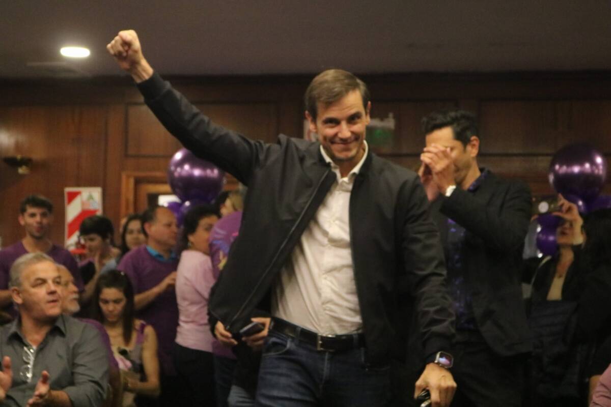 Hartfield confirmó que, de ser elegido, renunciará a su banca en la Legislatura para ir al Congreso 4 Hartfield