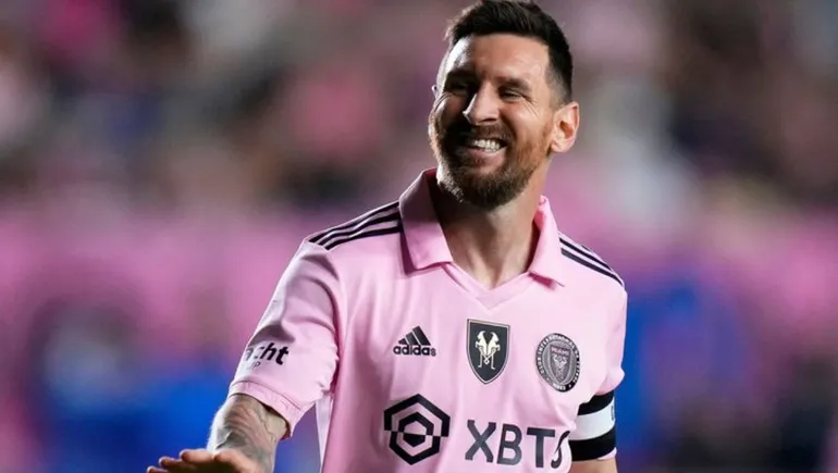 Lionel Messi se retiró del entrenamiento con una molestia y es duda ante Porto 3 Messi