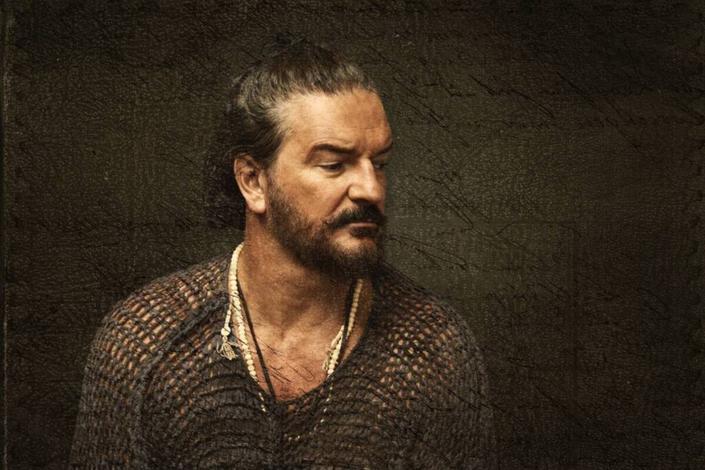 Ricardo Arjona anunció su regreso a los escenarios con una nueva gira y el lanzamiento de su álbum “Seco” arjona 2 - 2