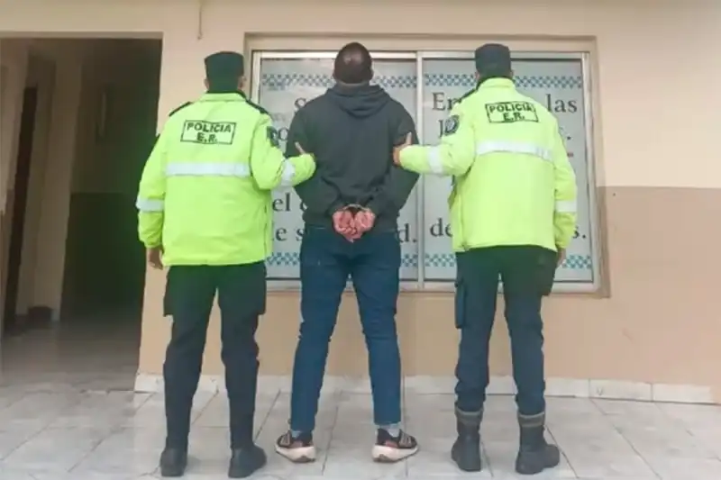 entre rios acusado violacion detenido