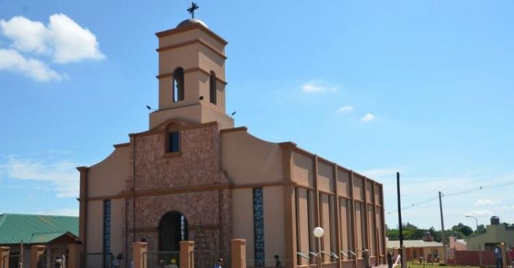 La Orquesta de Cámara se presenta en Itaembé Guazú 6 La parroquia cura brochero recibe a la orquesta