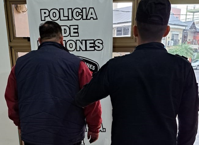 Posadas: secuestraron el vehículo usado por la banda que estafaba a jubilados con falsos préstamos 2 La Policía de Misiones logró capturar este fin de semana a otro estafador que era parte de una banda delictiva que operaba en la ciudad de Posadas