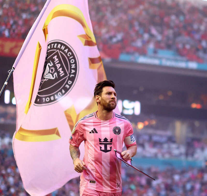 Inter Miami debutó con empate ante Al-Ahly en el Mundial de Clubes 4 La figura de Lionel Messi en el Inter Miami se agigantó en los minutos finales: manejó los tiempos, generó jugadas de peligro y estuvo cerca del gol con un tiro libre apenas desviado