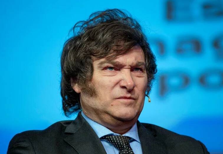 "Dado el techo electoral que le impone CFK al peronismo, y pese a los ruidos económicos mencionados, la armada libertaria sigue teniendo viento a favor para que se le otorgue el crédito electoral necesario".