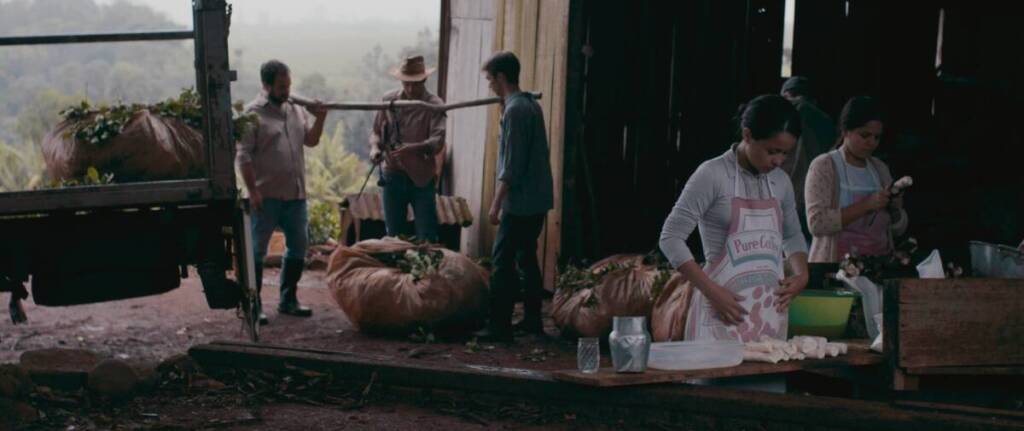 “Por tu bien”: El thriller misionero de Axel Monsú que sacude con su estreno nacional 4 Axel Monsú, cineasta con más de 50 obras en cine, TV y teatro, afirma que la historia nace de una conversación real.