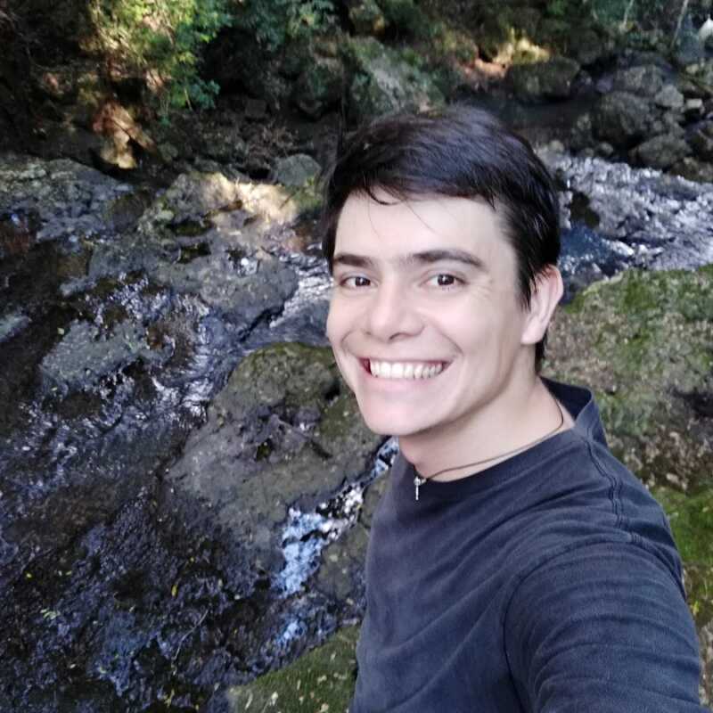 Sergio Moya captó un momento único: un yaguareté nadando en la selva misionera 5 Sergio Moya, fotógrafo misionero que retrató al yaguareté nadando en la selva