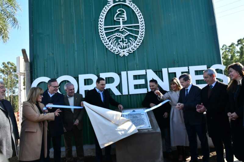 Valdés inauguró el Parque Industrial de Ituzaingó: "Este es solo el inicio del desarrollo y la modernización de la provincia" 6 “Hoy estamos cumpliendo una etapa. Estamos en condiciones de arrancar, de empujar, y de dejar una obra que es fundamental para la región”, afirmó Valdés