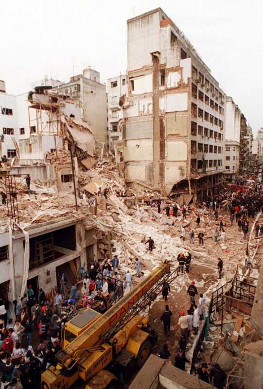 “Ojalá podamos tener claridad sobre ese tremendo incidente que no está claro para los argentinos y también los atentados en la AMIA y en la Embajada (de Israel)”, indicó Francos.