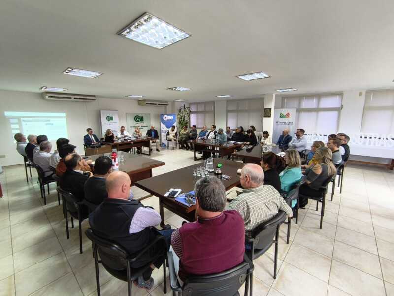 Empresarios misioneros reclaman a ARCA por embargos automáticos que complican la actividad 6 CEM reunion ARCA - 5