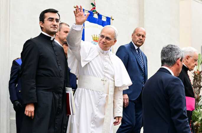 León XIV regresó al Vaticano y renovó su llamado a la paz en medio de los conflictos mundiales 3 LEON VATICANO - 2