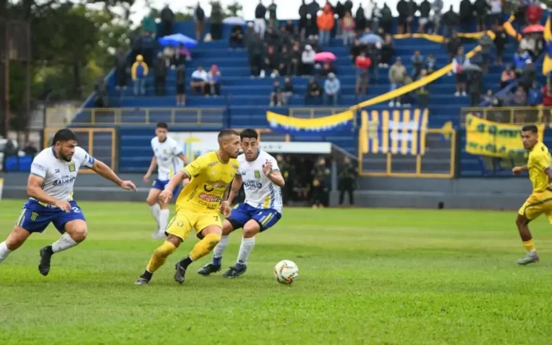 Mitre vs Crucero en el Federal A