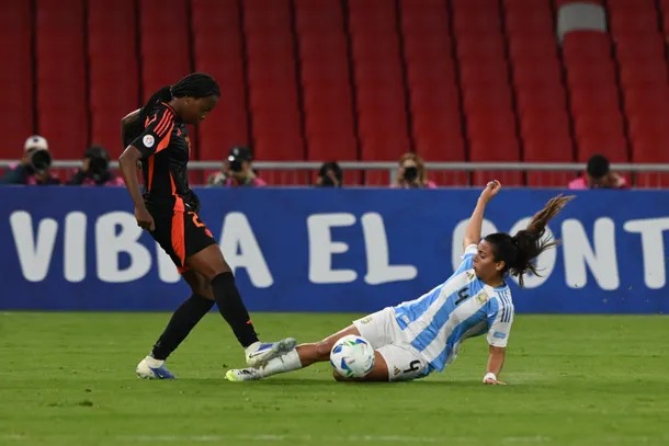 Copa América femenina: Con Yamila Rodríguez de titular, Argentina cayó por penales ante Colombia y quedó eliminada 4 WhatsApp Image 2025 07 29 at 07.49.47 - 3