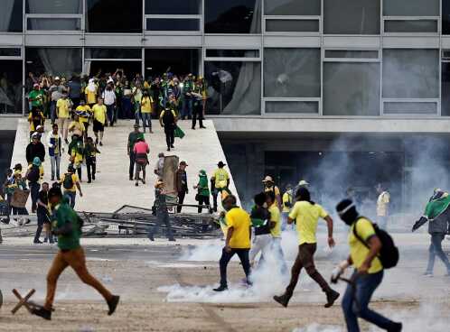 Brasil: La Fiscalía pidió que Bolsonaro sea condenado por intento de golpe de Estado 4 bolsonaro golpe - 3